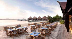 Royal Amwaj Apartments, Palm Jumeirah, Free beach and pool access